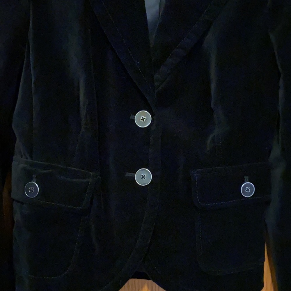 Calvin Klein - Picture 3 of 7